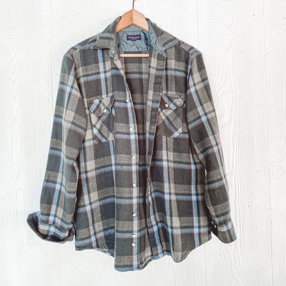 Vintage Tops - Your Boyfriends Oversized Fleece Flannel
